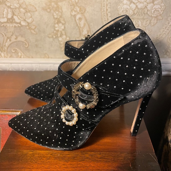 Great Used Condition- Jimmy Choo Larissa Black Velvet Booties 100mm - Size 38 - Picture 4 of 7